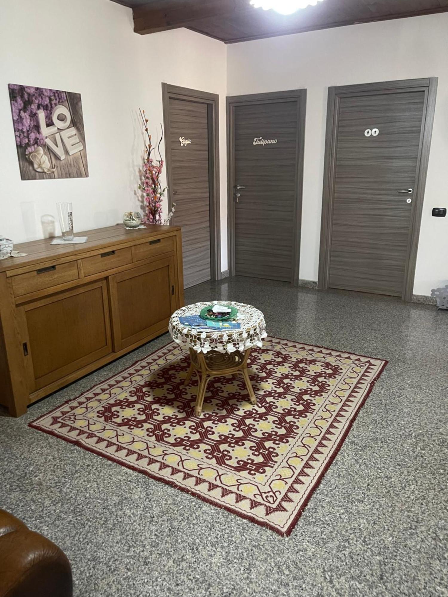 B&B Da Antonella Samugheo Dış mekan fotoğraf